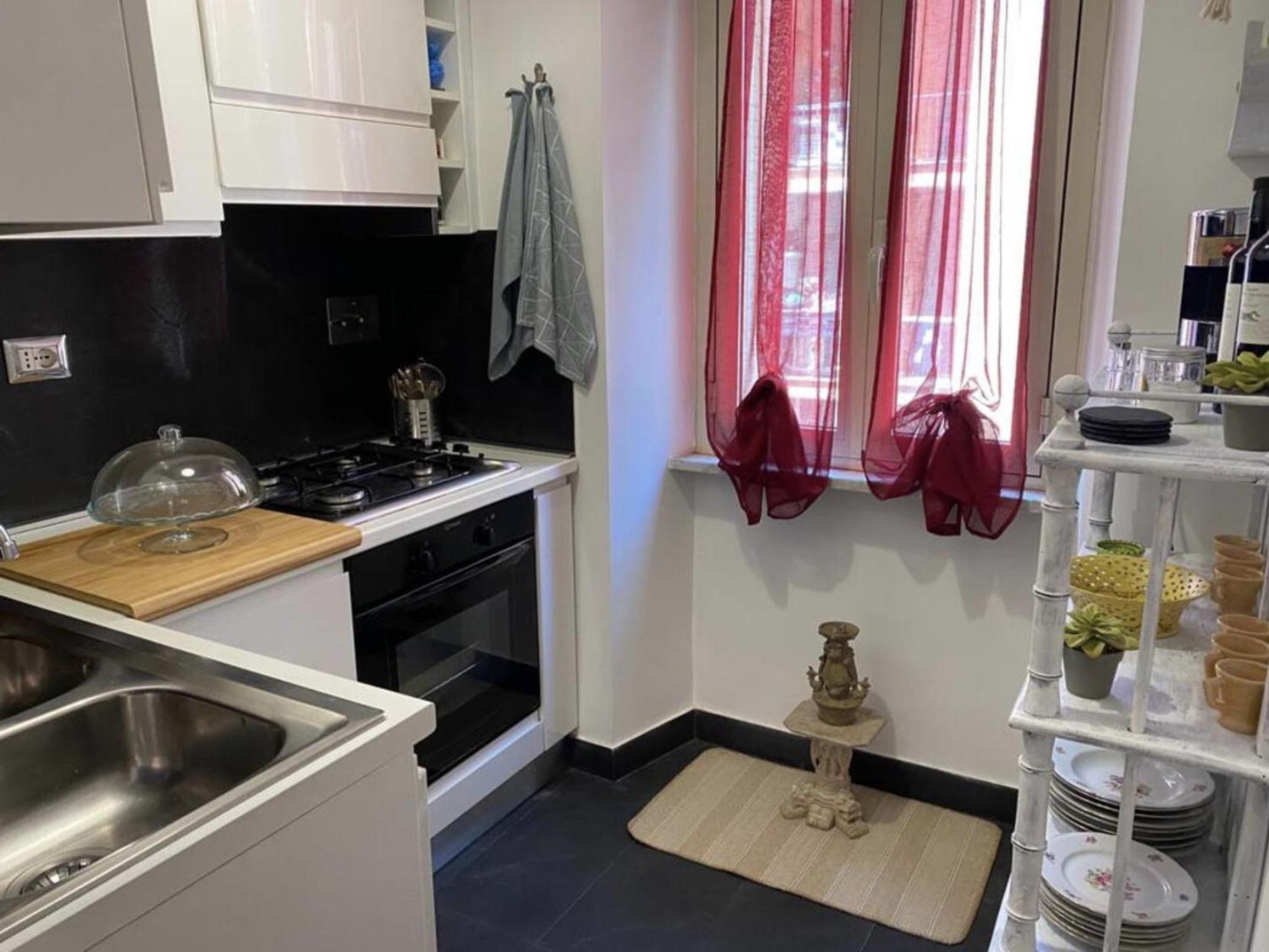 Domus Annia Guest House, The Amazing Colosseum Apartamento
